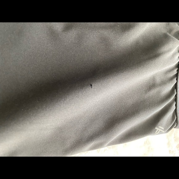 Alana khaki golf skirt or skort EUC - Picture 7 of 7